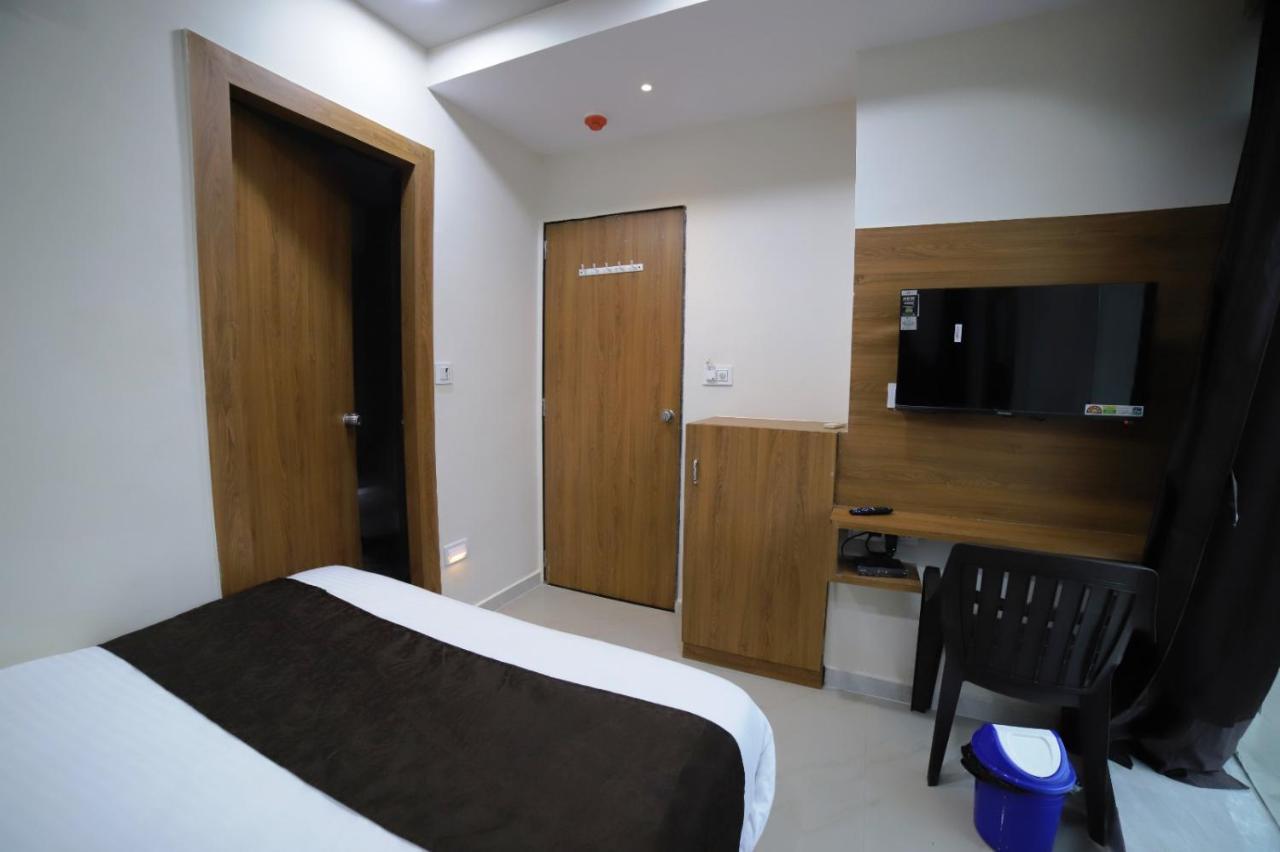 Hotel Surya Villa Ahmadábád Exteriér fotografie